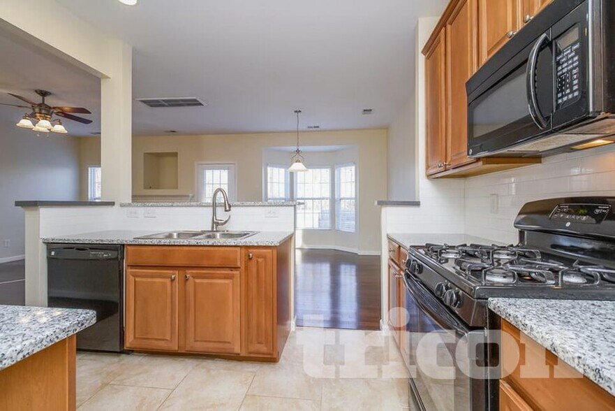 Building Photo - 3006 Gale Ct