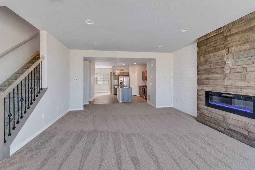 Building Photo - 7476 Johnsontown Hts