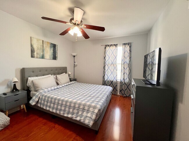 Building Photo - 1154 Spring Orchard Dr