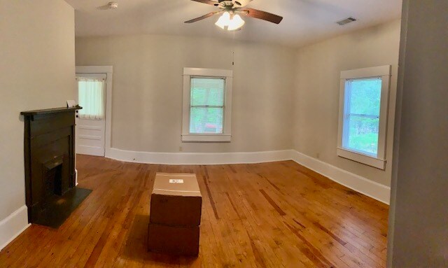 Building Photo - 142 Hiawassee Ave