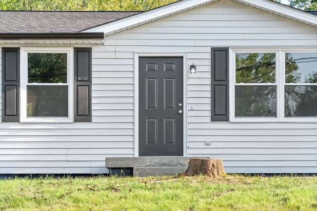 Building Photo - 3 Bedroom Home For Rent in St. Bethlehem A...