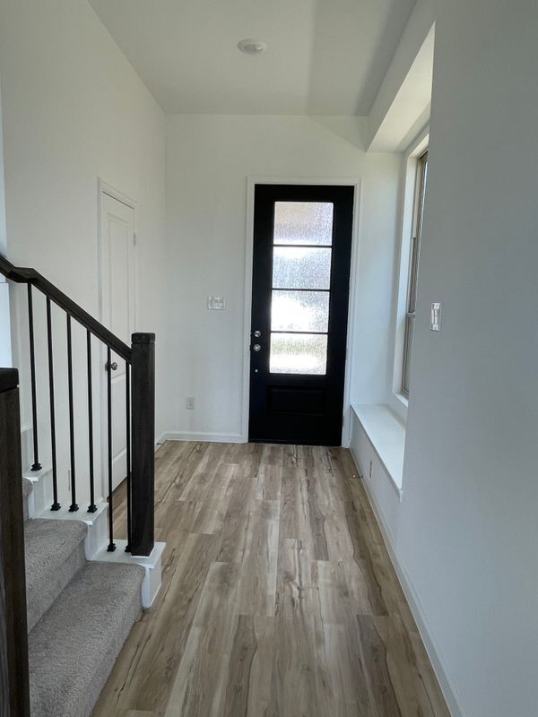 Building Photo - 5531 Holly Hvn Ct