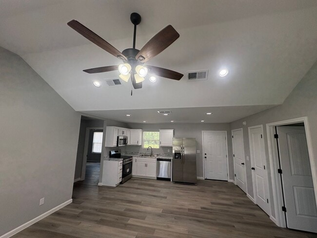 Building Photo - 3 Bed 2 Bath - New Construction Brick Homes