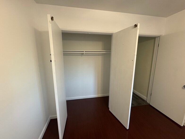 Building Photo - 9625 Adoree St