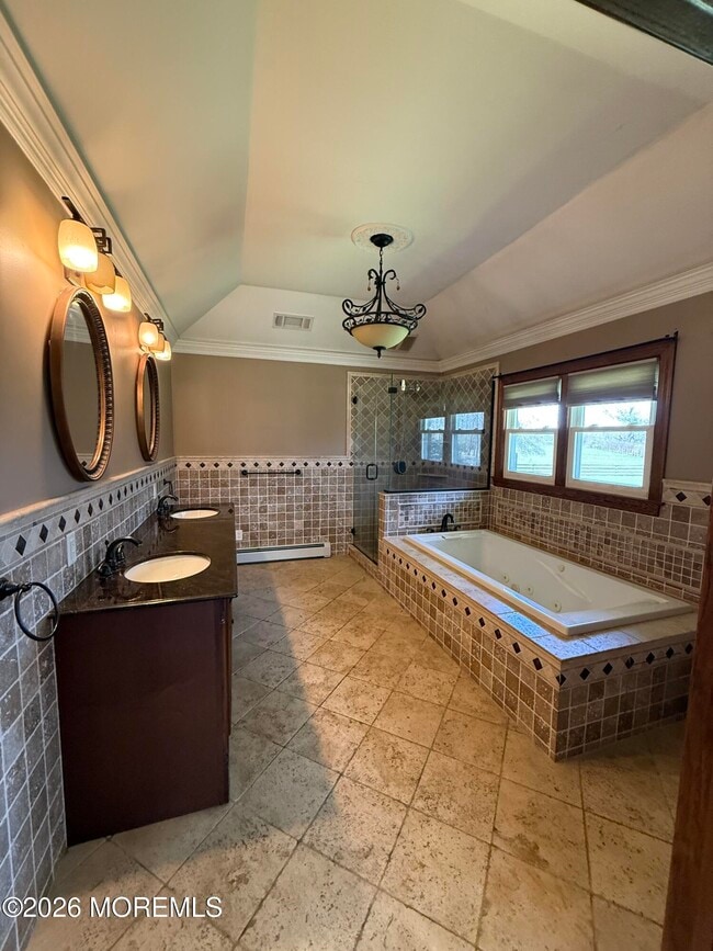 Building Photo - 2360 Monmouth Rd