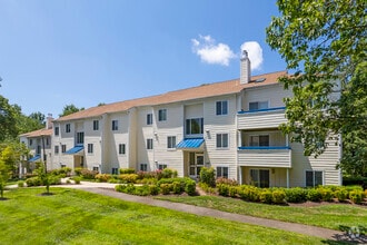 Building Photo - West Woods Apartments