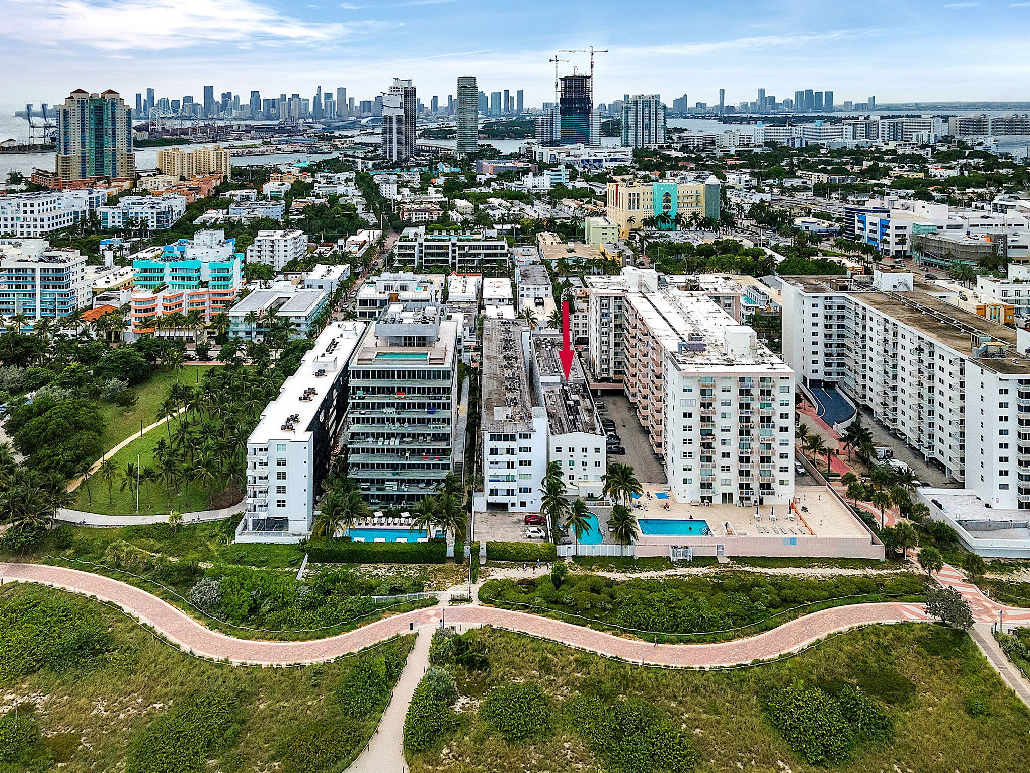 Building Photo - 335 Ocean Dr