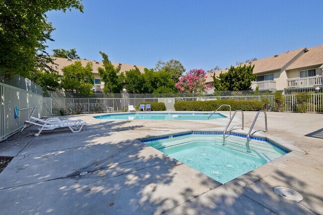 Building Photo - Hidden Silicon Valley Oasis! 2BR/2.5BA Townhome with TWO Private Patios, 2 Dedicated Parking Spac...