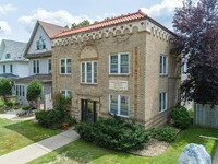 Building Photo - Marshall-St. Thomas (2086)