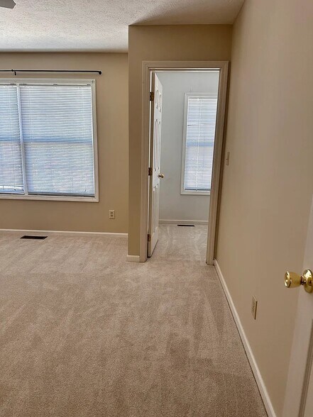 Building Photo - 1189 Lacy Ln