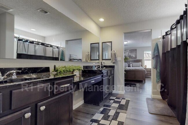 Building Photo - 8812 Jet Stream Rd NW