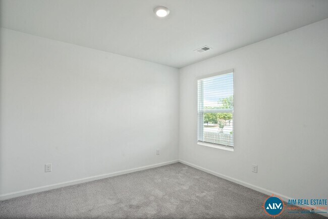Building Photo - 127 Auditorium Rd