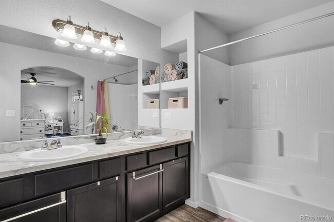 Building Photo - 7543 Red Fir Pt