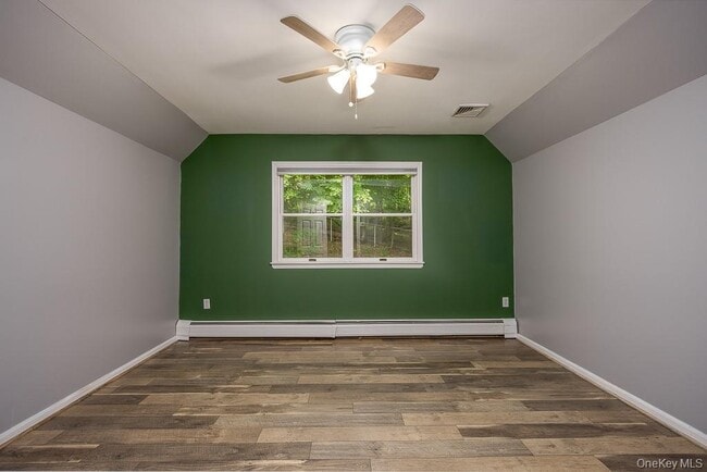Building Photo - 5 Sherwood Farms Ct