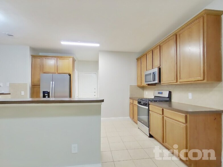 Building Photo - 12043 Belle Ct
