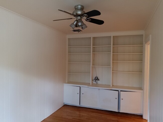 Building Photo - 60 Brookline St