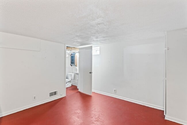 Building Photo - 4227 Hillbrook Dr