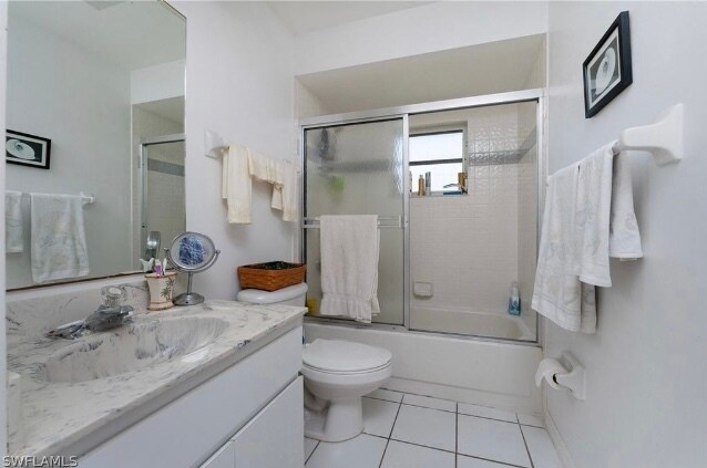 Building Photo - 4529 SE 6th Pl
