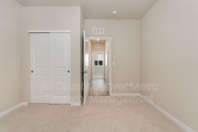 Building Photo - 15195 W 68th Pl