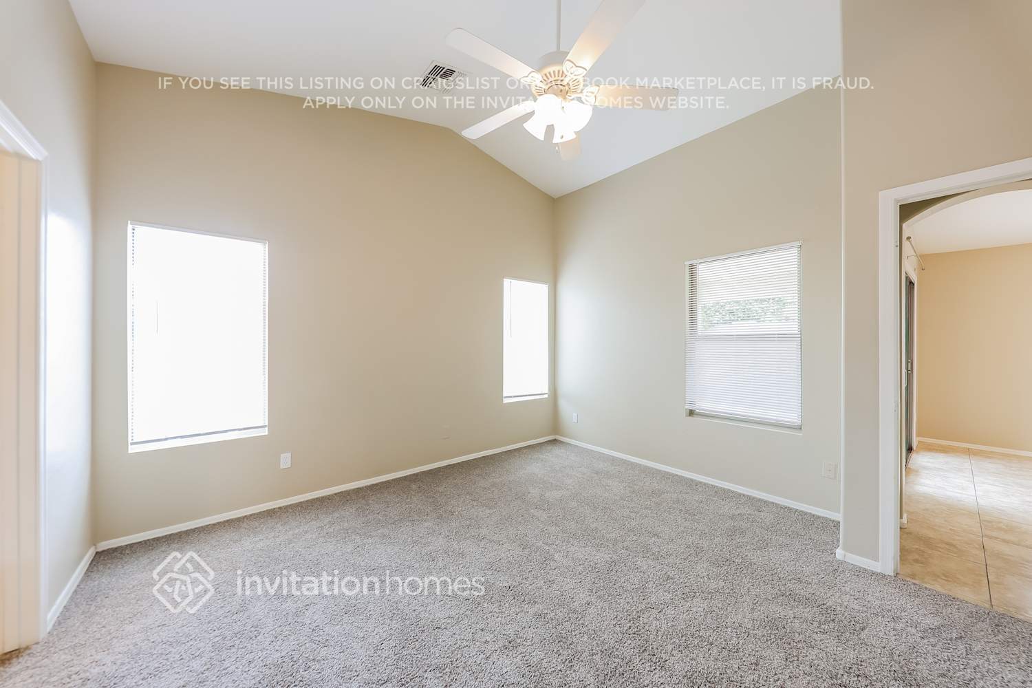 Building Photo - 11825 W Maui Ln