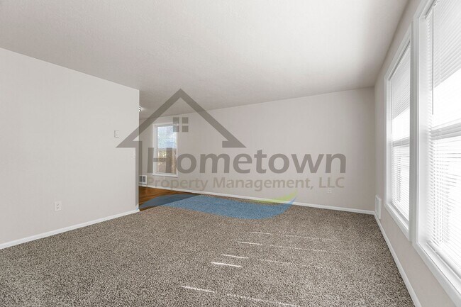 Building Photo - 1814 E St Maries Ave