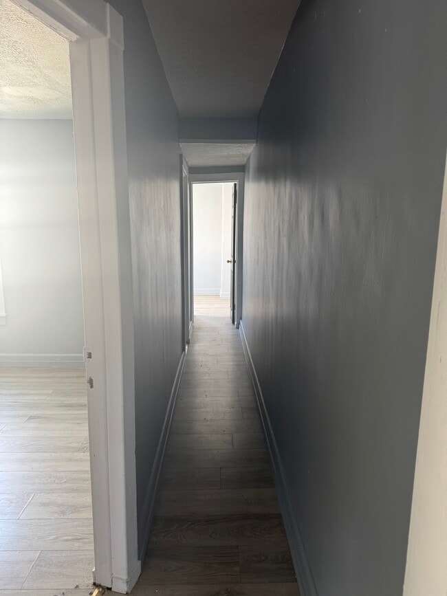 Building Photo - 1015 Birch St