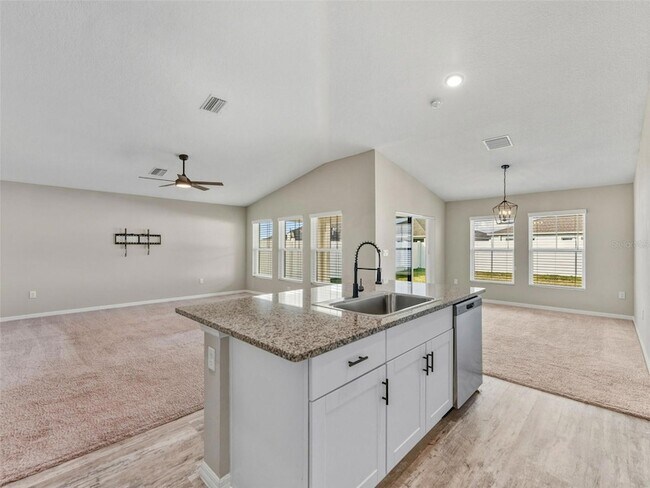 Building Photo - 12776 Tannencrest Dr