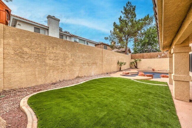 Building Photo - 3743 Lone Mesa Dr