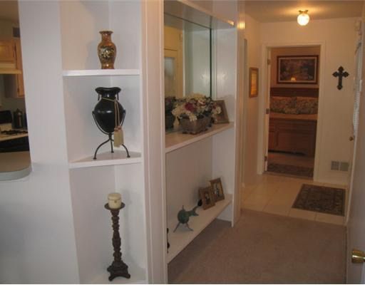 Building Photo - 1004 Stony Brook Way