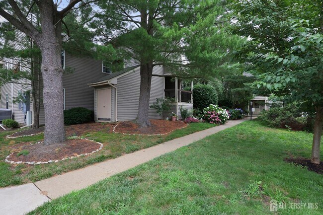 Building Photo - 123G Concordia Cir