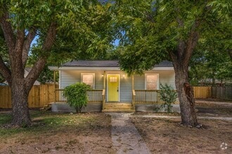 Building Photo - 714 S Blanco St