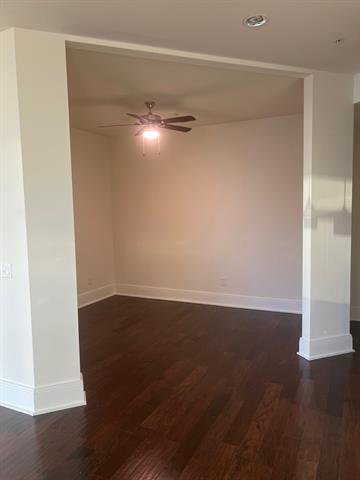 Building Photo - 8066 Park Ln