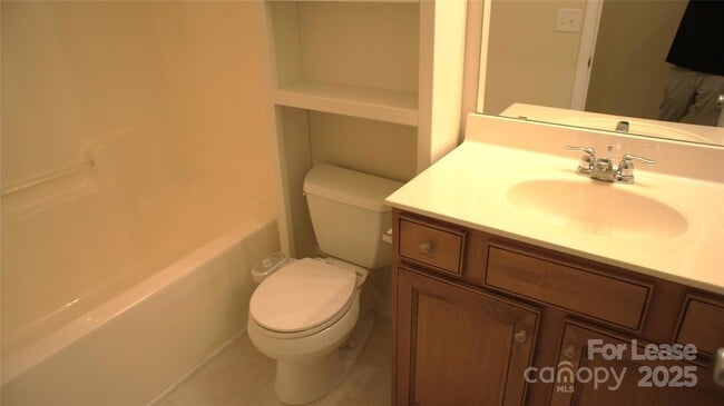 Building Photo - 12027 Stratfield Pl Cir