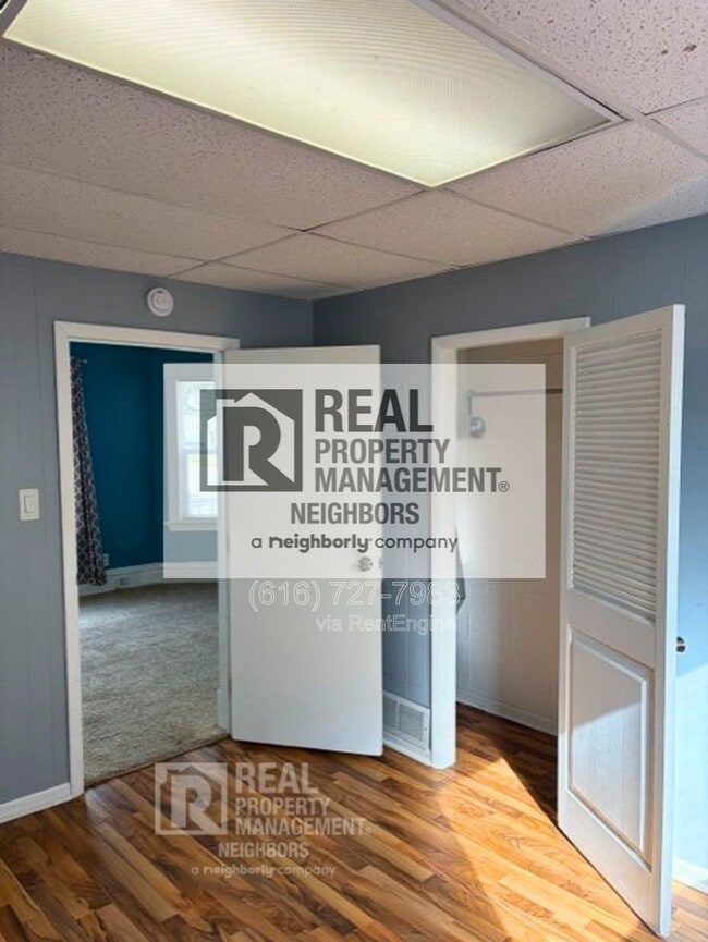 Building Photo - 88 E 18th St