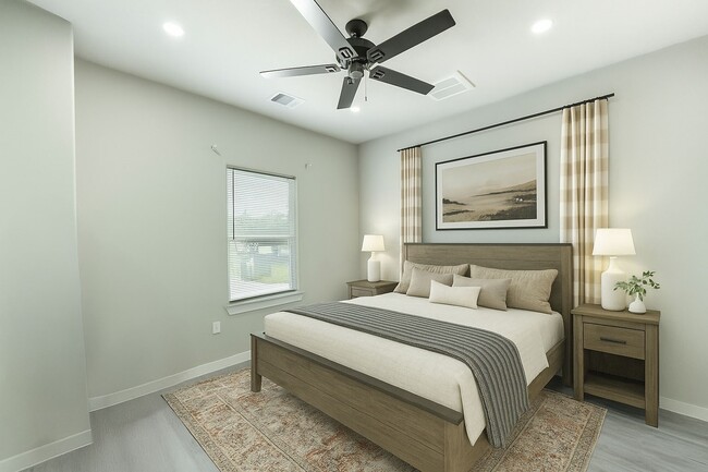 Building Photo - 8157 Tate St