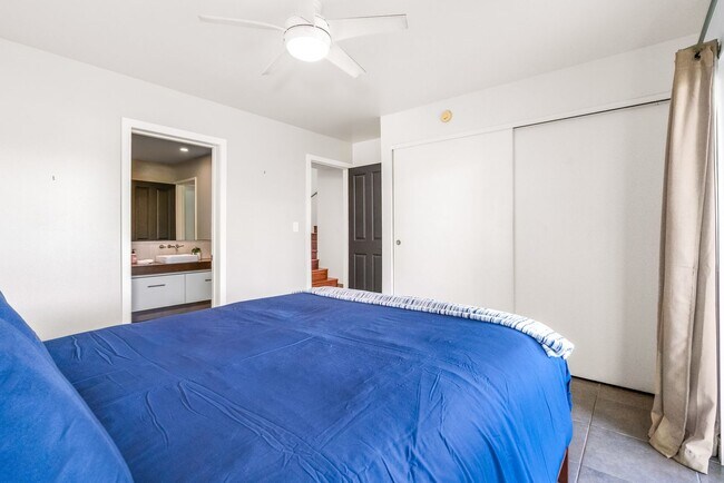 Building Photo - Beautifully Appointed Fully Furnished 4 bedroom/3 bathroom Kuau BayView House w/ Ocean views