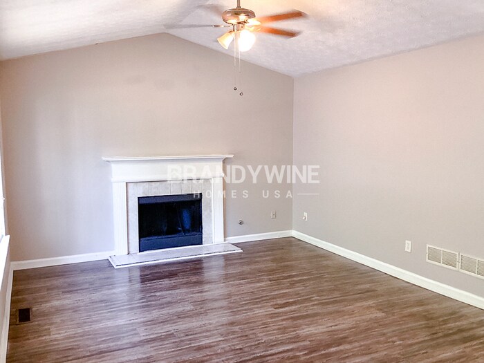 Building Photo - 107 Lake Terrace