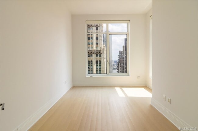 Building Photo - 30 Park Pl