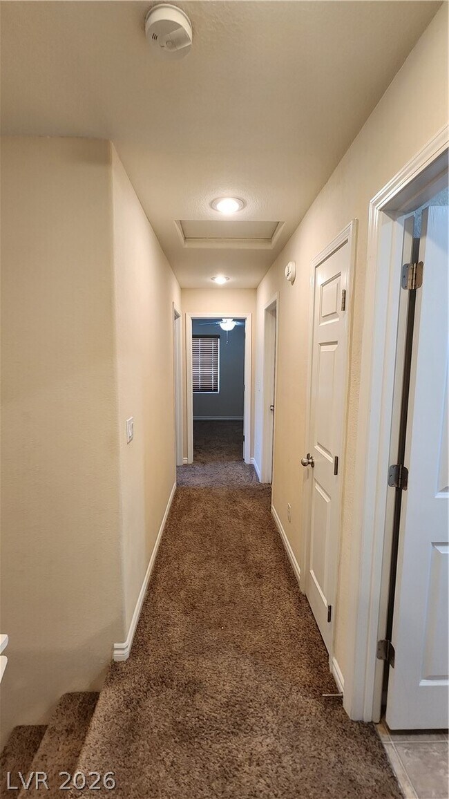 Building Photo - 853 Patagonia Ridge Ave