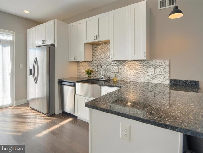 Building Photo - 3822 Manayunk Ave