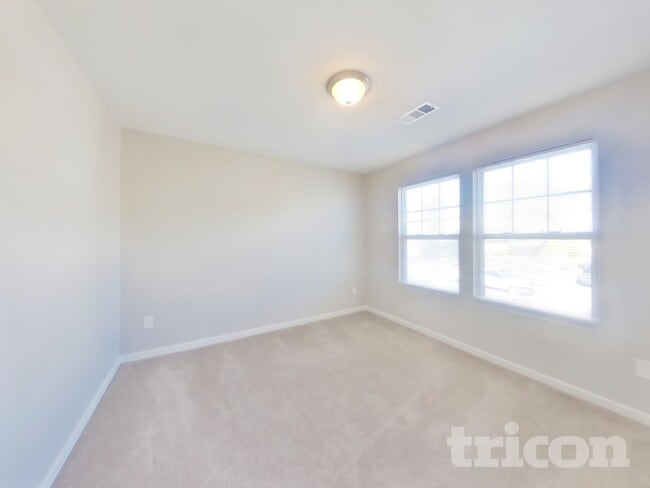 Building Photo - 197 Altondale Dr