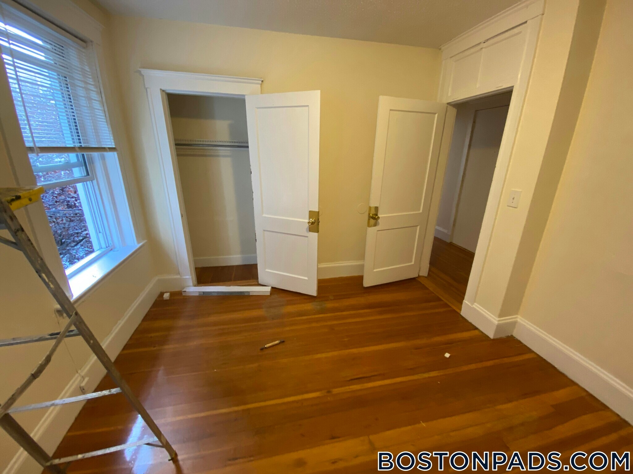 Building Photo - 6 Barrows St