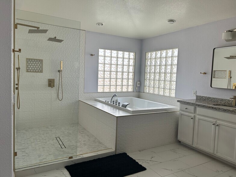 Building Photo - 2998 Clarity Ct