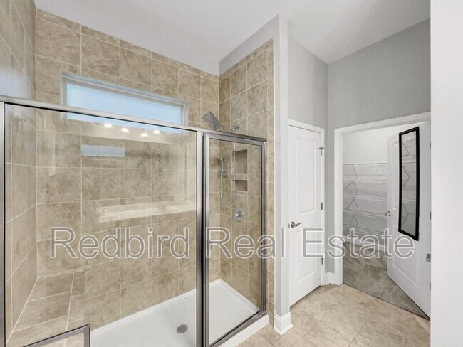 Building Photo - 1005 Lonergan Cir