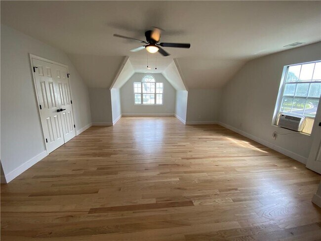 Building Photo - 1855 Big Haynes Ct SW