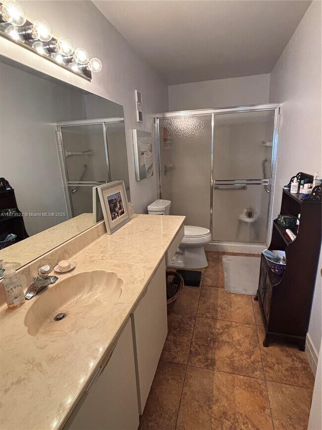 Building Photo - 8066 Springside Ct