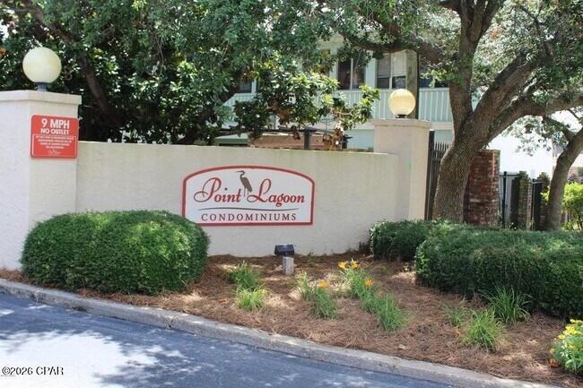 Building Photo - 8501 N Lagoon Dr