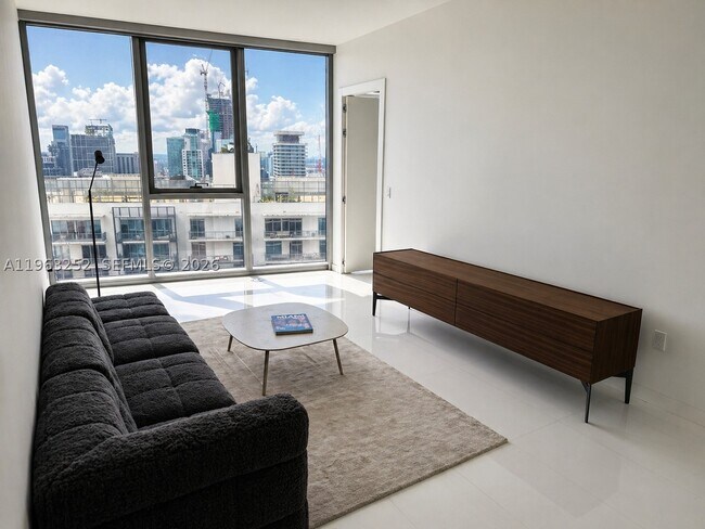 Building Photo - 300 Biscayne Blvd