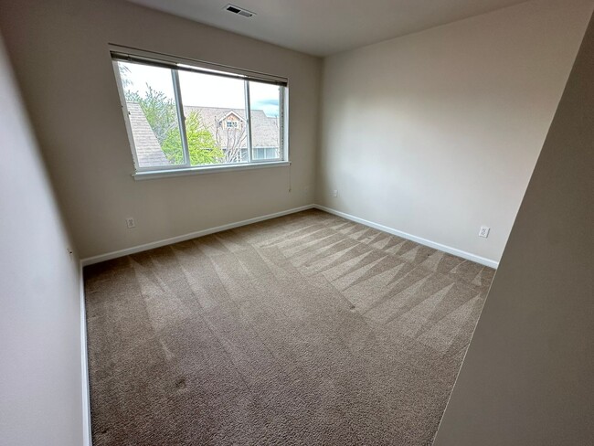 Building Photo - Sanders Mill Neighborhood 3 Bedroom, 2 Bat...