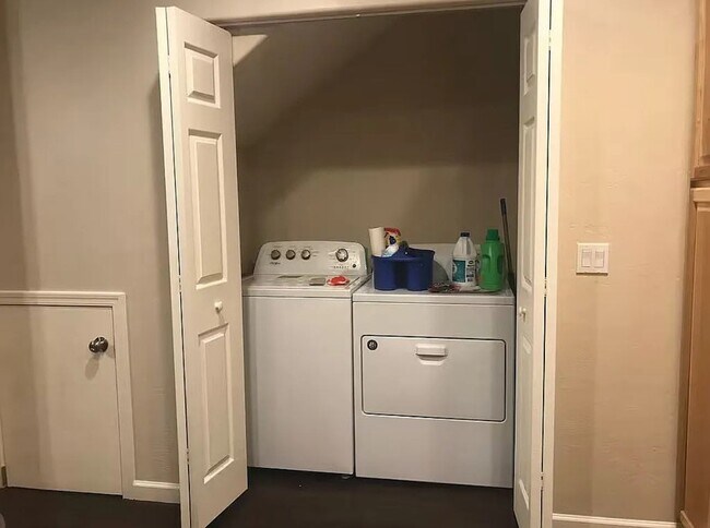 Building Photo - 4192 Bucking Horse Trail